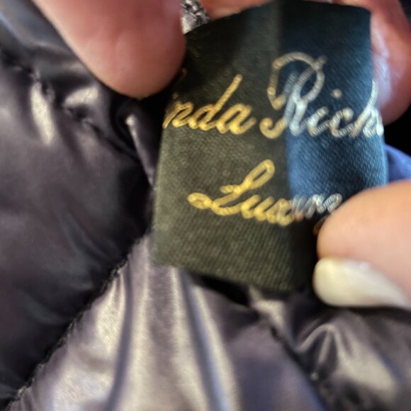 Linda Richards of New York fur coat, reversible. - Picture 3 of 10